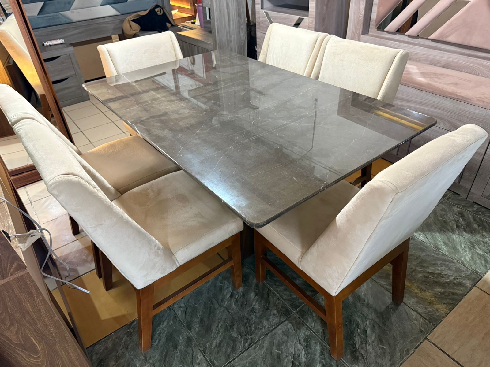 Comedor mármol 6